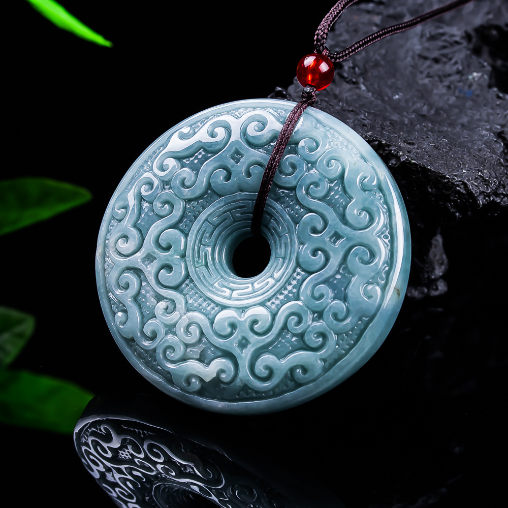 Jewelry & Watches Company - Collier pendentif fleur en jadéite birmane