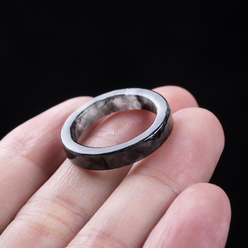 Bague en jadéite noire de Birm - Jewelry & Watches Company avis et prix